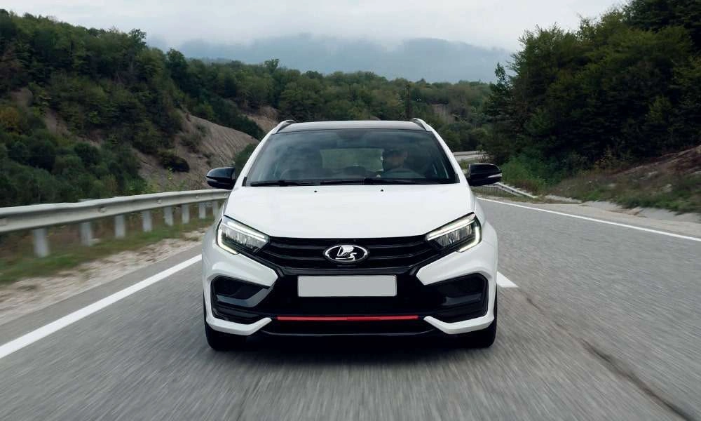 Lada Vesta SW Sportline - фото №13