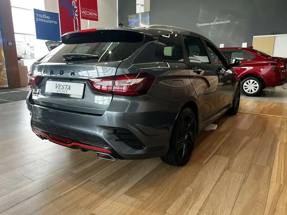 Lada Vesta SW Sport - фото №4