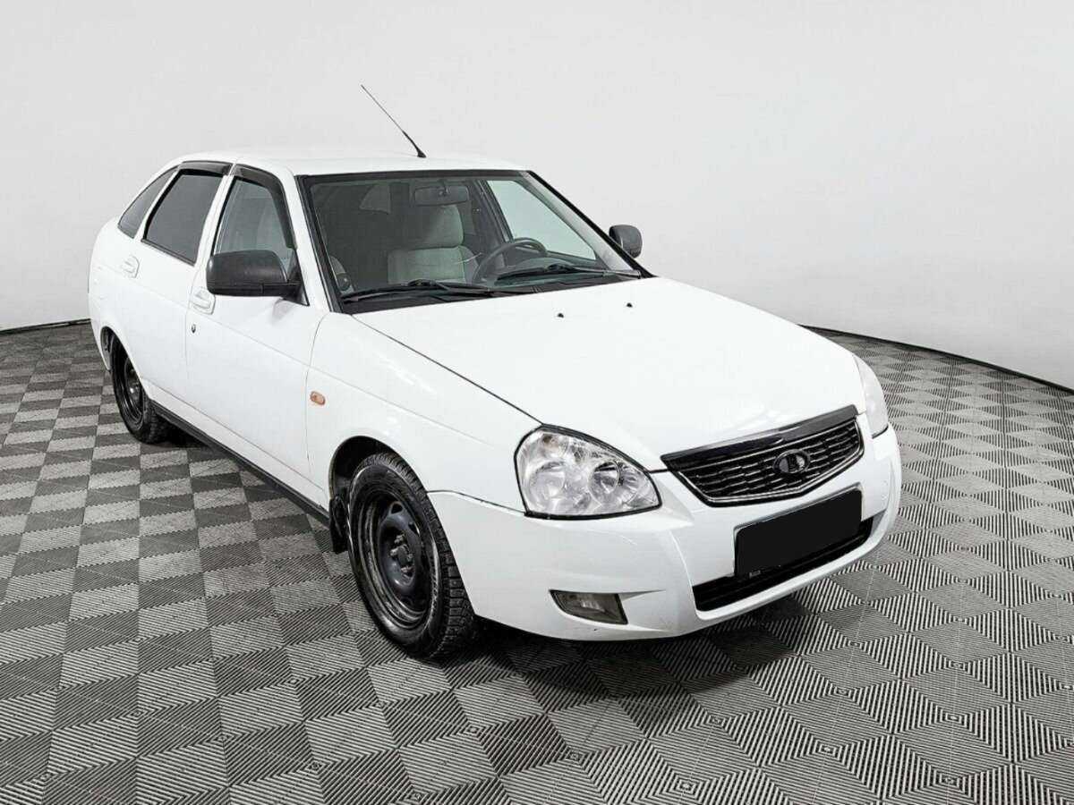 Lada (ВАЗ) Priora, 2013 - фото №2