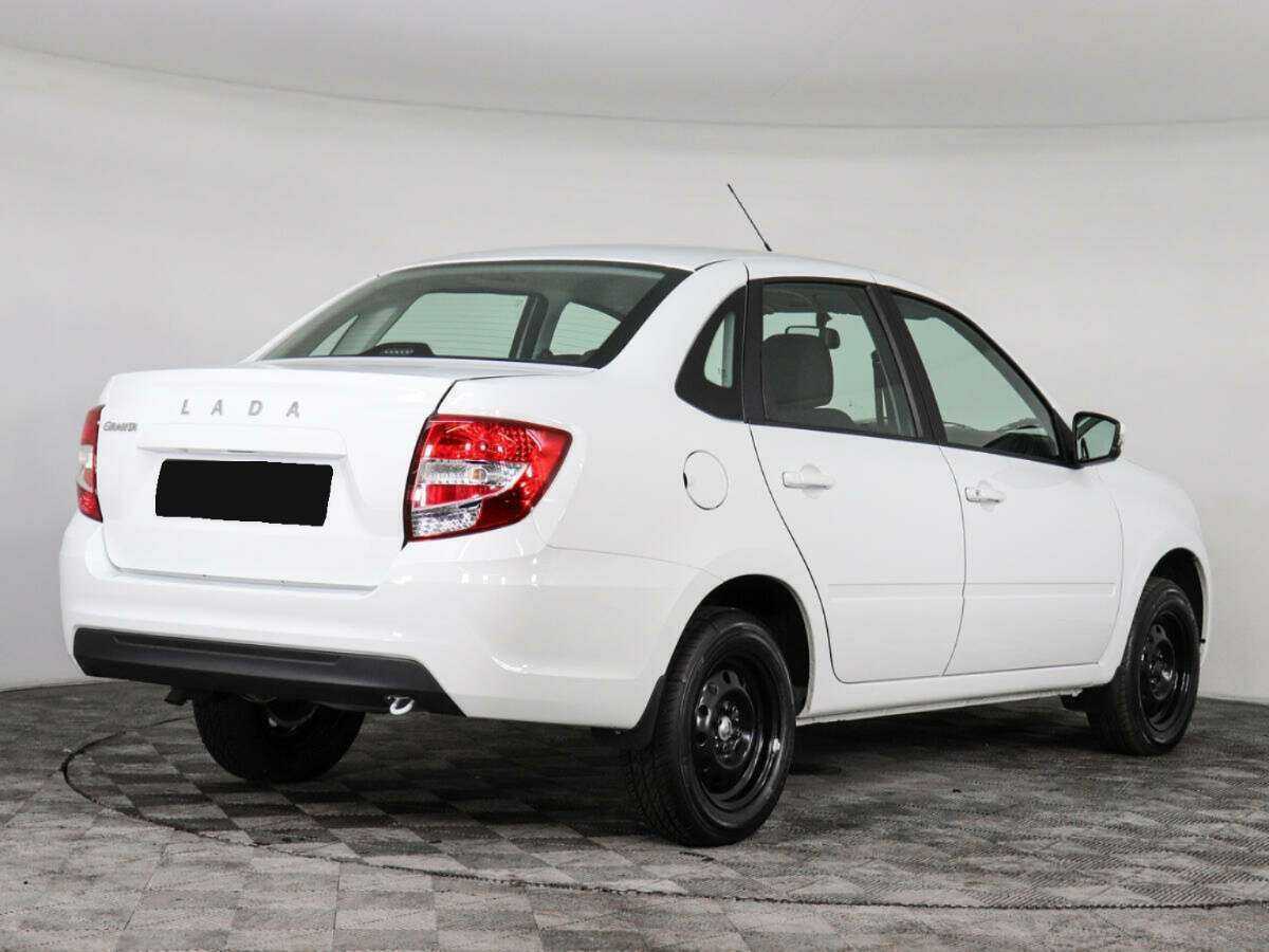 Lada (ВАЗ) Granta, 2023 - фото №3